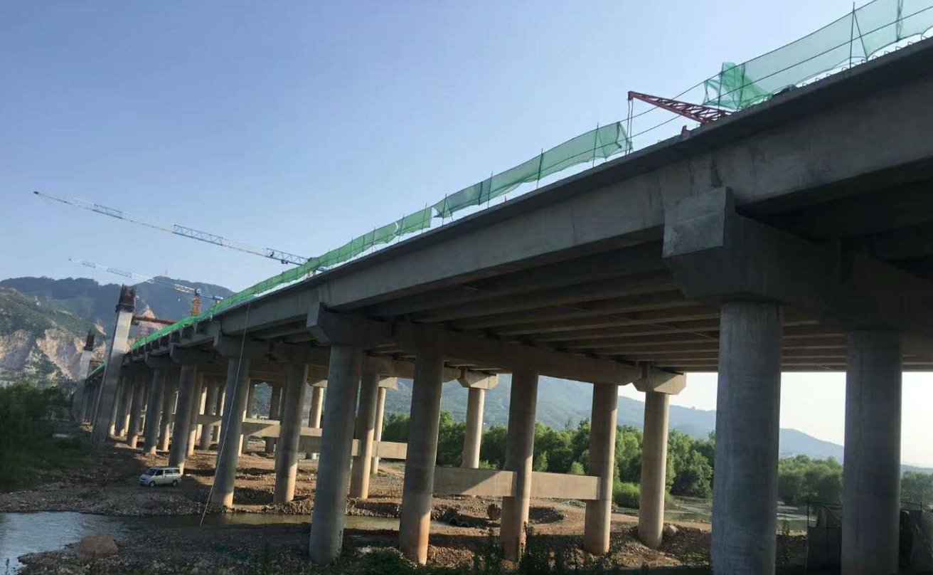 河南钢模板厂家提示：桥梁模板使用时会出现的问题