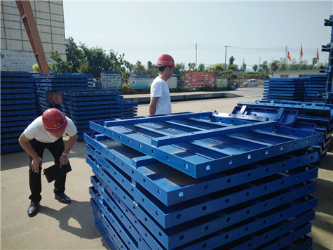 欢迎北京鑫旺集团张部长带队到伟志模板验收钢模板