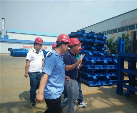 欢迎洛阳的客户到河南钢模板厂家采购方柱模板